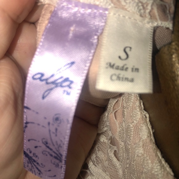 Alya floral lace overlay dress size small - Picture 7 of 10